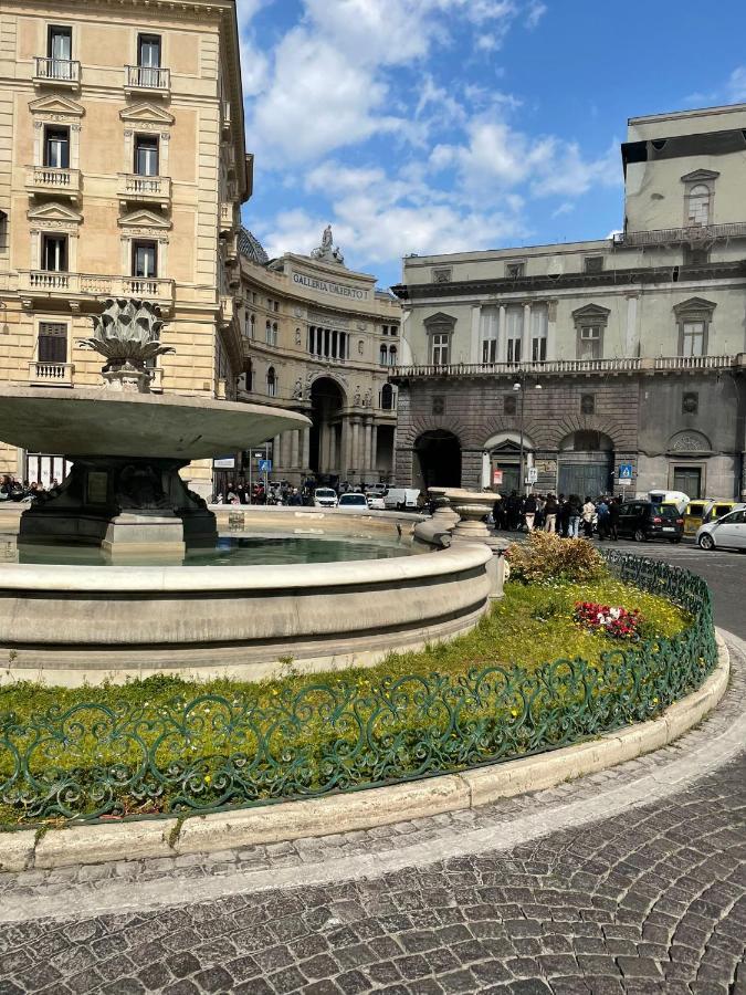 3 Rooms Chiaia Naples Exterior photo