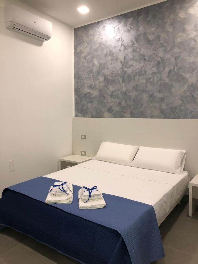 3 Rooms Chiaia Naples Exterior photo
