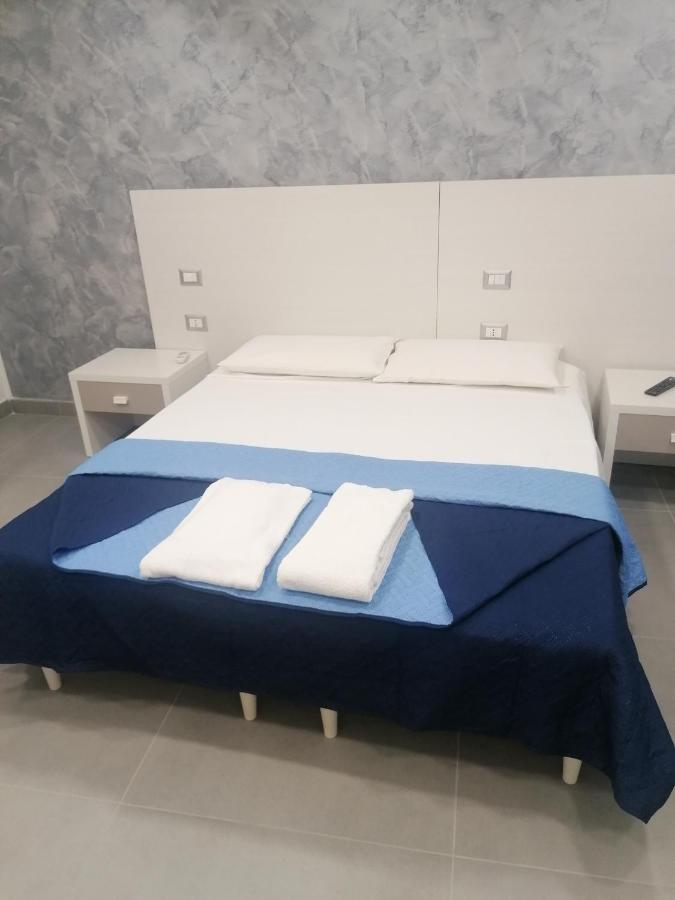 3 Rooms Chiaia Naples Exterior photo